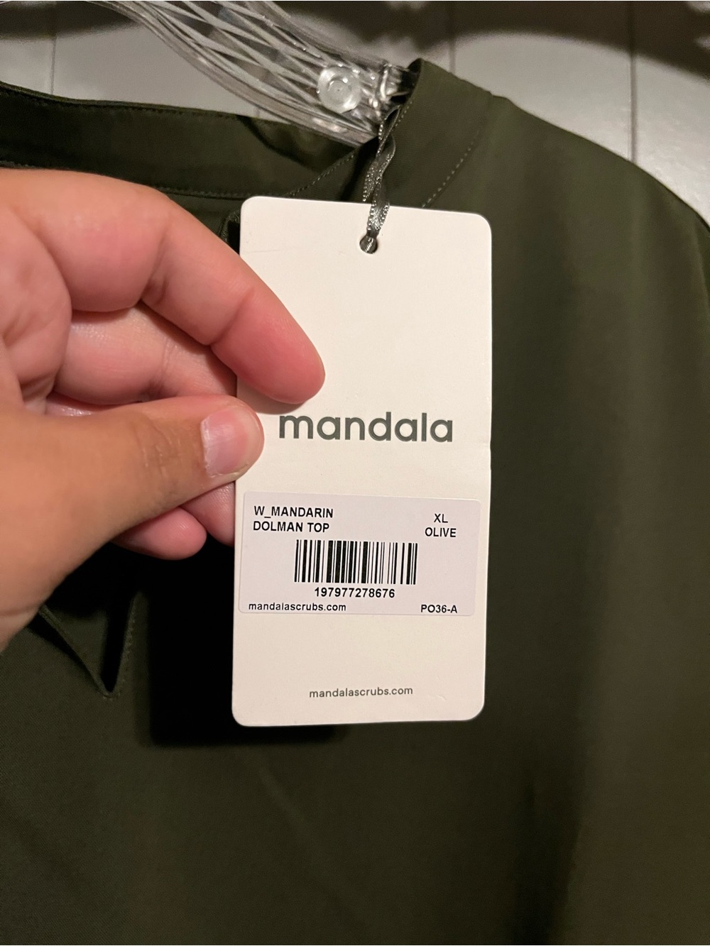 Mandala new with tags dolman style olive green scrub top - Picture 3 of 4
